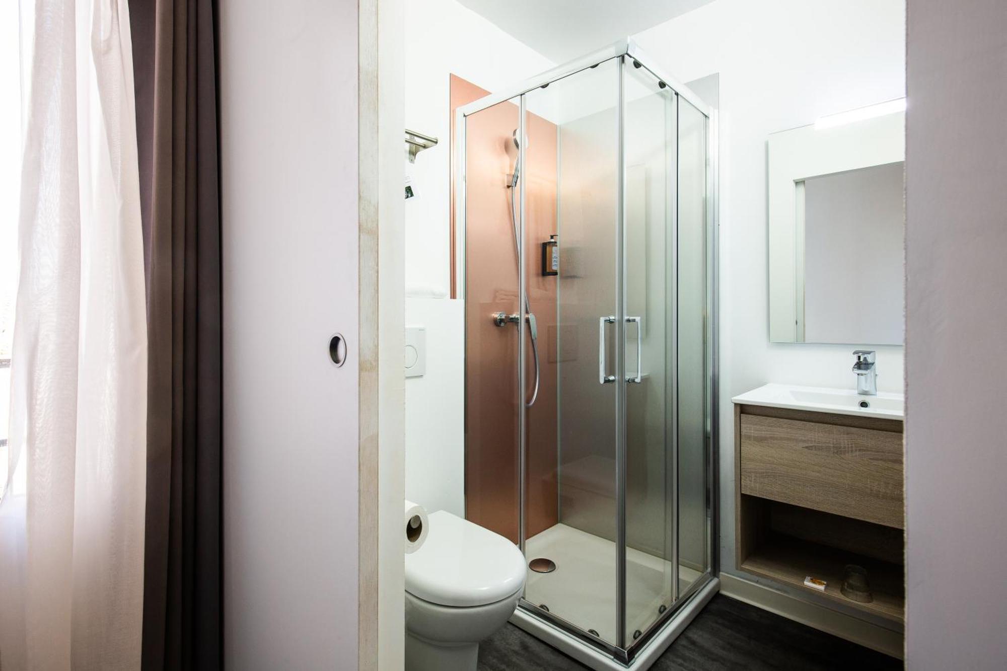 Hostel Pb - Perpignan Gare Екстериор снимка